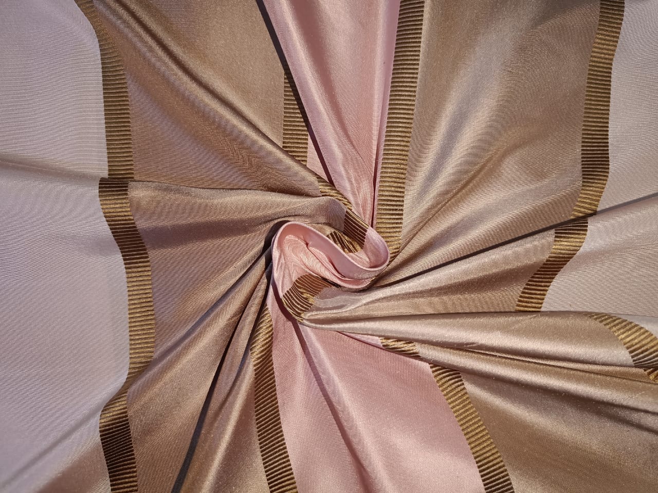 Shell Pink Taffeta Silk Fabric