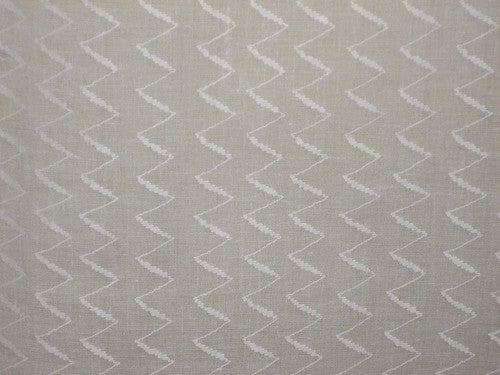White cotton organdy fabric leno dobby zigzag design 44&quot; wide [1507]