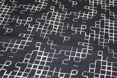 100% Linen Beautiful Black Print Fabric 58" wide [9979]