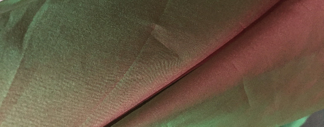 100% silk organza fabric two tone green x red 44" [10285]