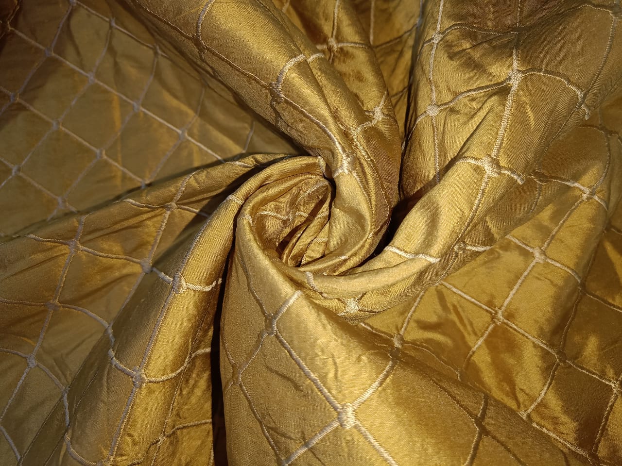 SILK DUPIONI Quilted pintuck Fabric in available in 4 colors [GOLD SILVER GREY OLIVE BROWN]