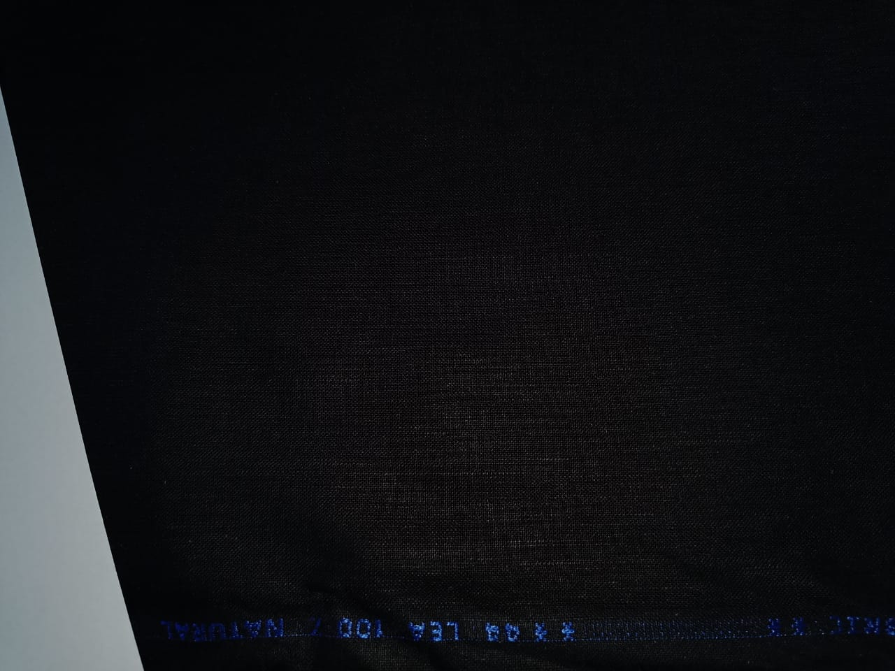 Linen fabric 44 lea 58" wide