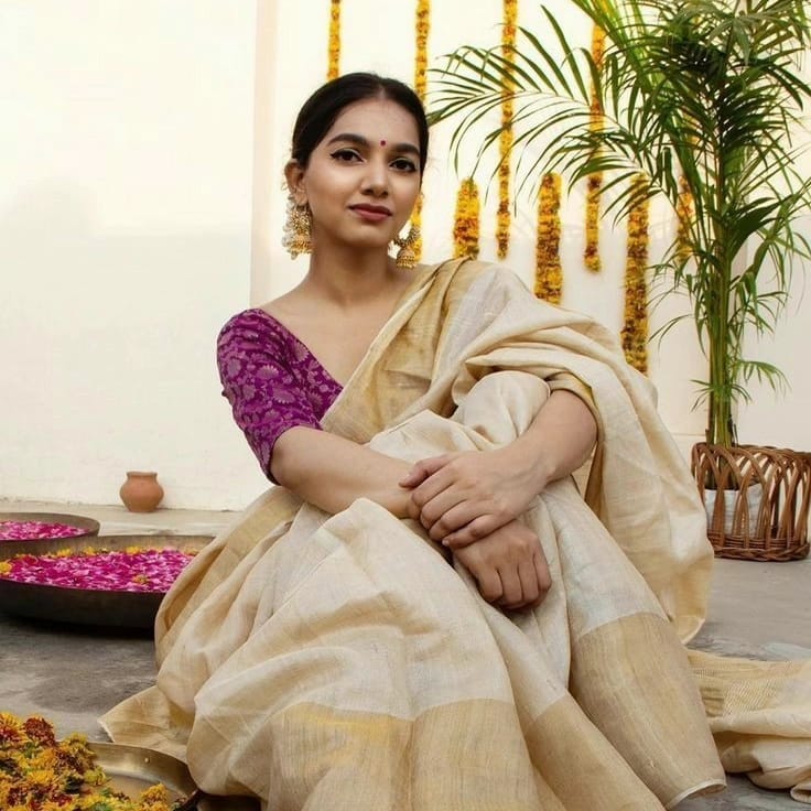 109% pure silk Tussar silk available  in 13 mm and 16 mm 44" wide