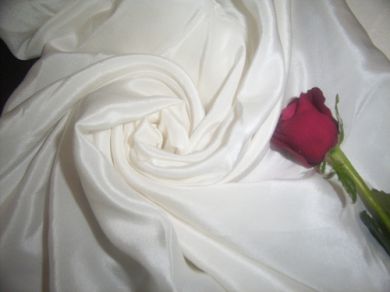 100% silk crepe rich ivory 54" wide 80-150 grams dyeable