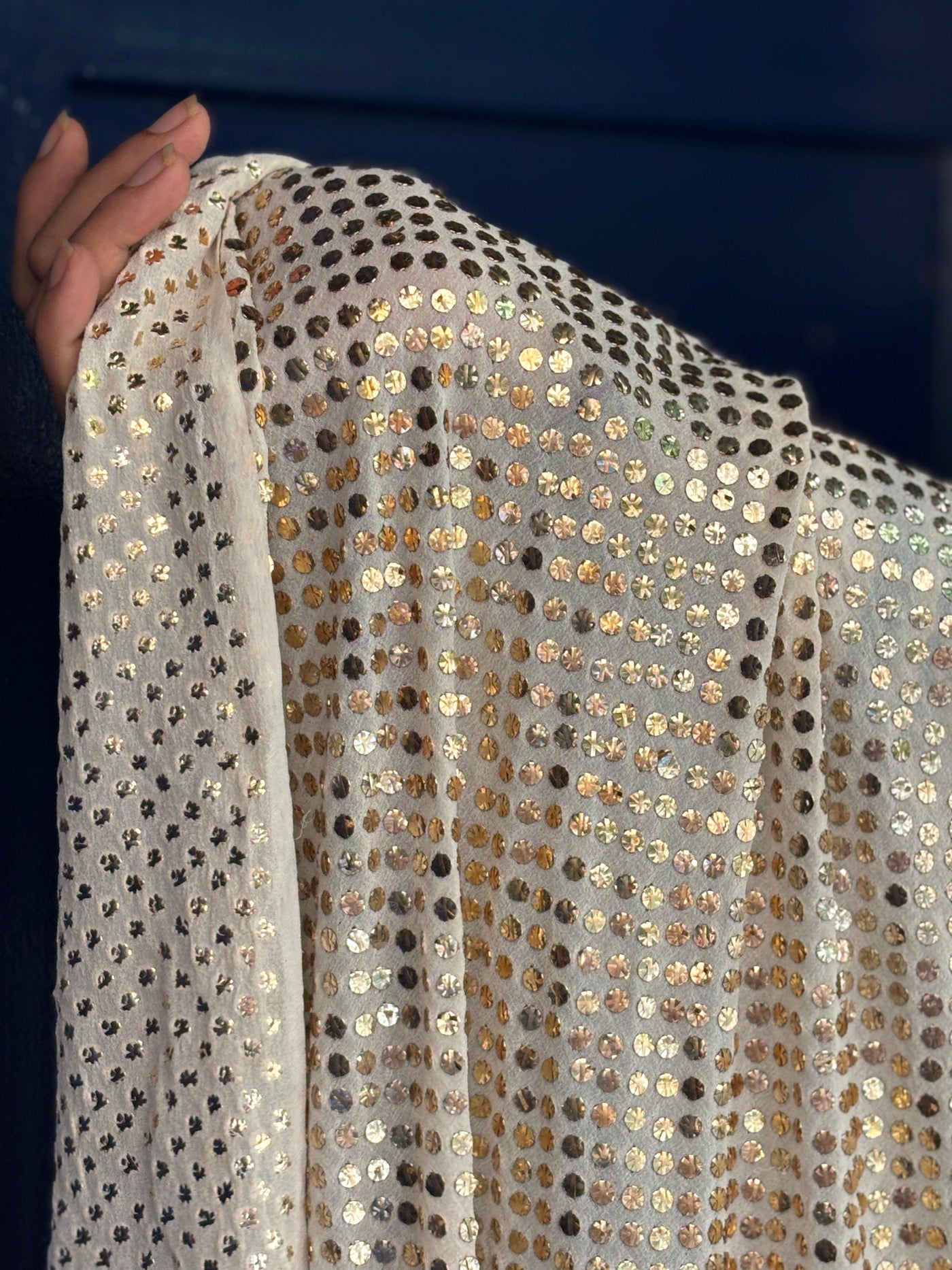 Embroidered  mukesh  ,a traditional Indian embroidery 44" wide and 3.60  yards long.[17690]