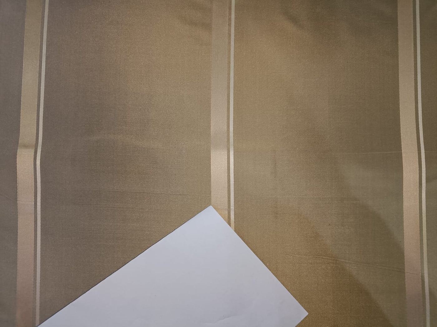 100% Silk Taffeta Fabric Shades of Beige & Cream colour with Satin Stripes 54 "wide TAF#S102[2]