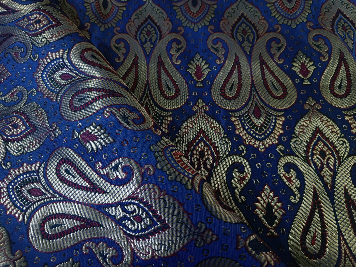 Silk Brocade fabric Blue and red with metallic gold  paisley jacquard COLOR 44" WIDE BRO898A[1]