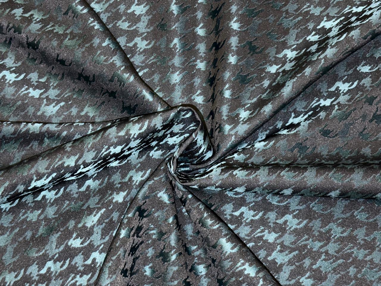 Embossed Houndstooth Polyester Lycra fabric 58"[18482/3]