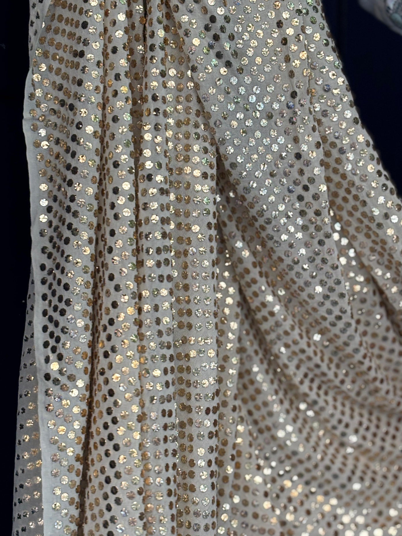 Embroidered  mukesh  ,a traditional Indian embroidery 44" wide and 3.60  yards long.[17690]