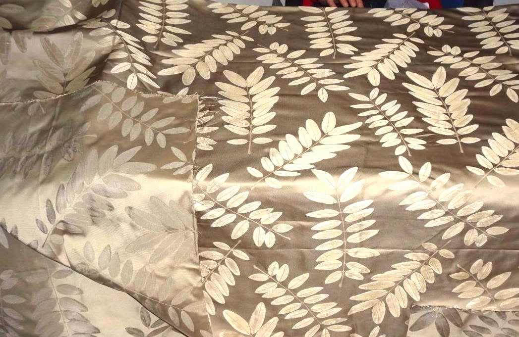 100% silk taffeta jacquard gold with leaf design 54" wide TAFJ24[1]