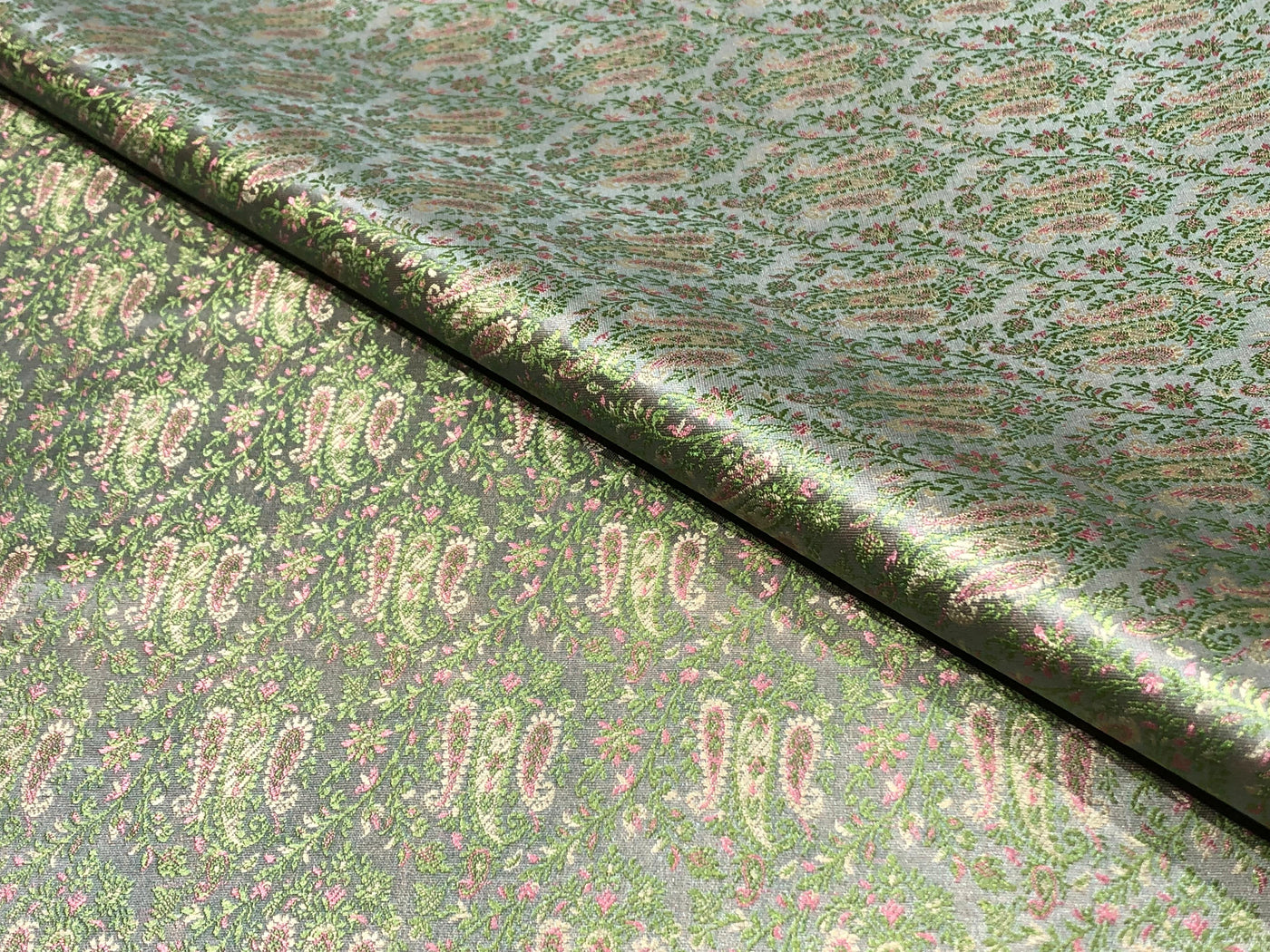 Silk Brocade fabric silver grey with pink and gold  paisley  jacquard BRO1024[2]