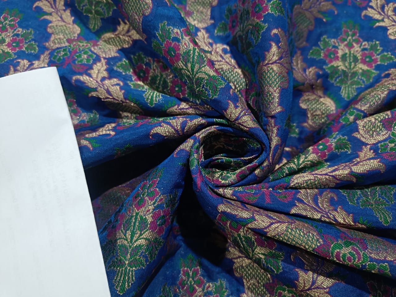 SILK BROCADE FABRIC Pink,Green,Blue & Metallic Gold color 41" WIDE BRO289[2]