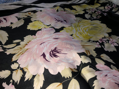 VISCOSE TWILL DIGITAL  fabric print 56" wide BEAUTIFULL PASTEL COLOR FLOWERS [17146]