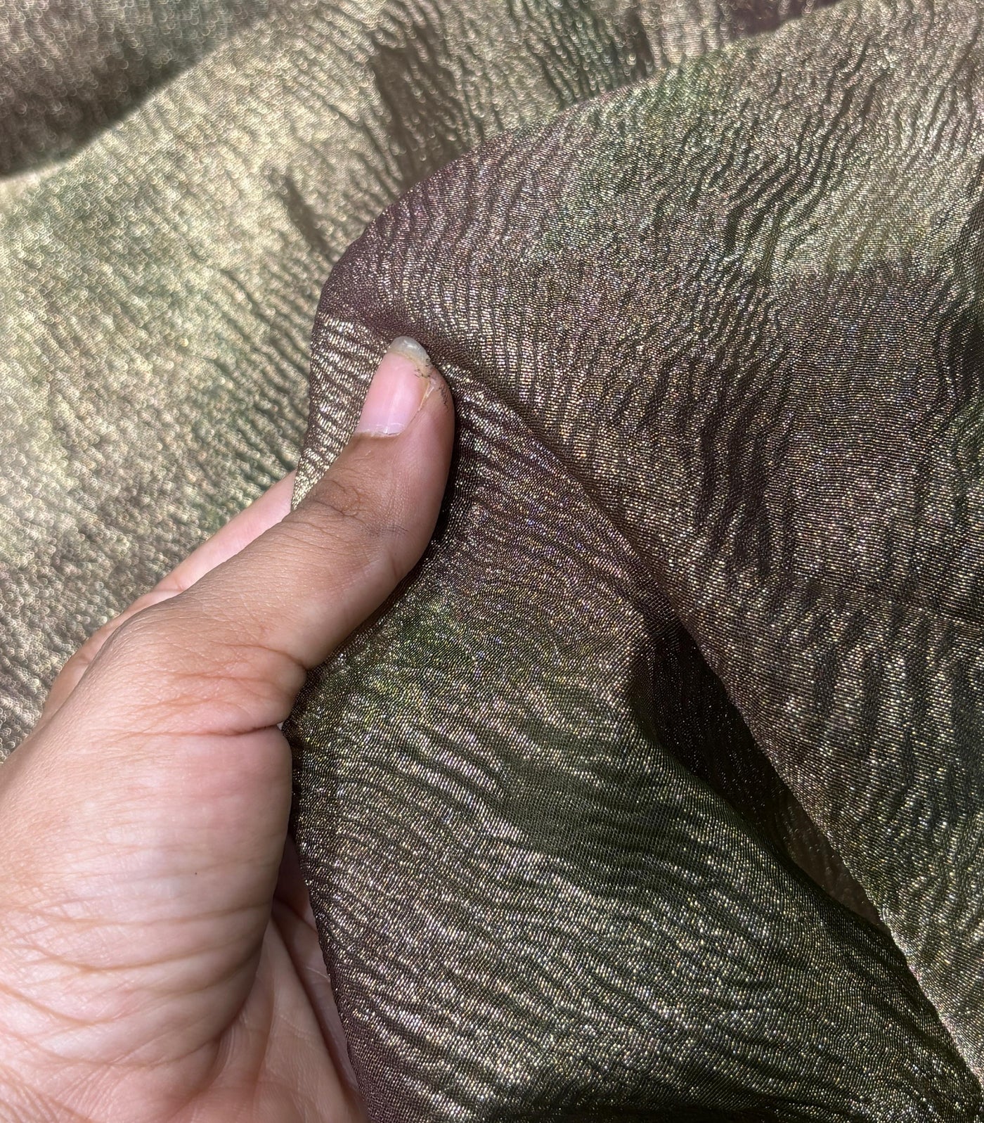 Tissue Crushed shaded ,shades of green pink and gold [17801]