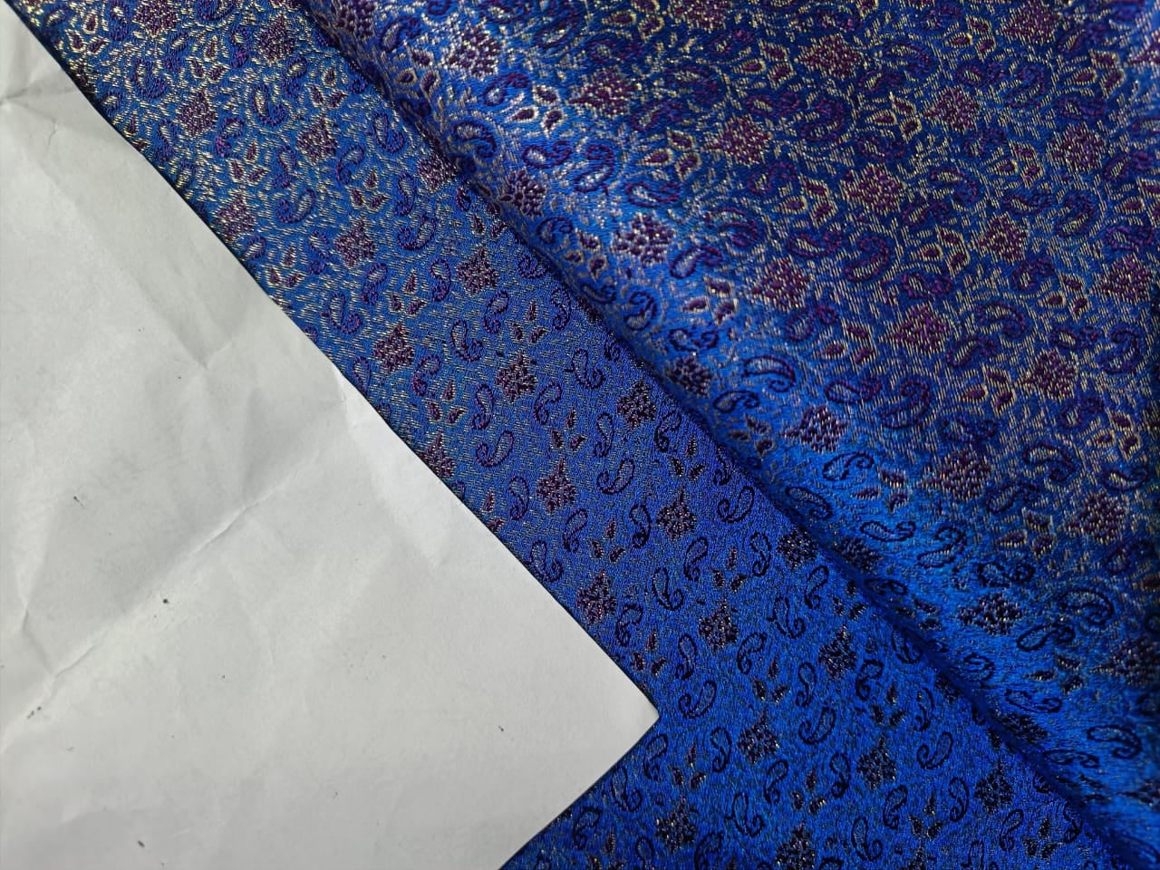 Silk Brocade Fabric Blue,Red & metallic Gold 44" wide BRO148[4]
