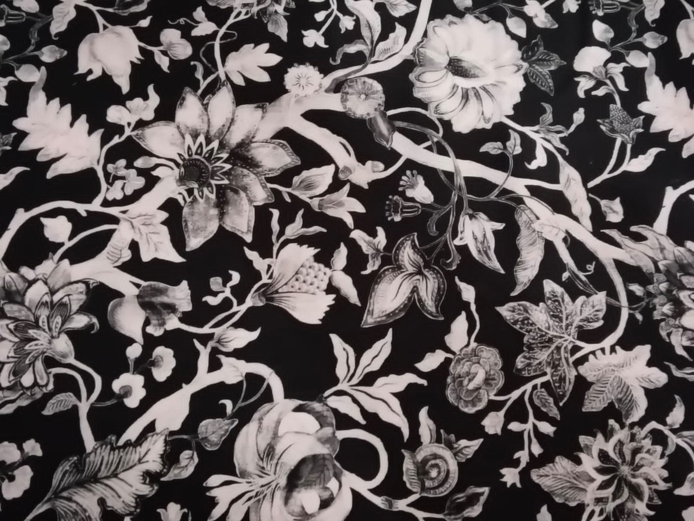 100% linen Floral digital print black and white fabric 44" wide [15297]