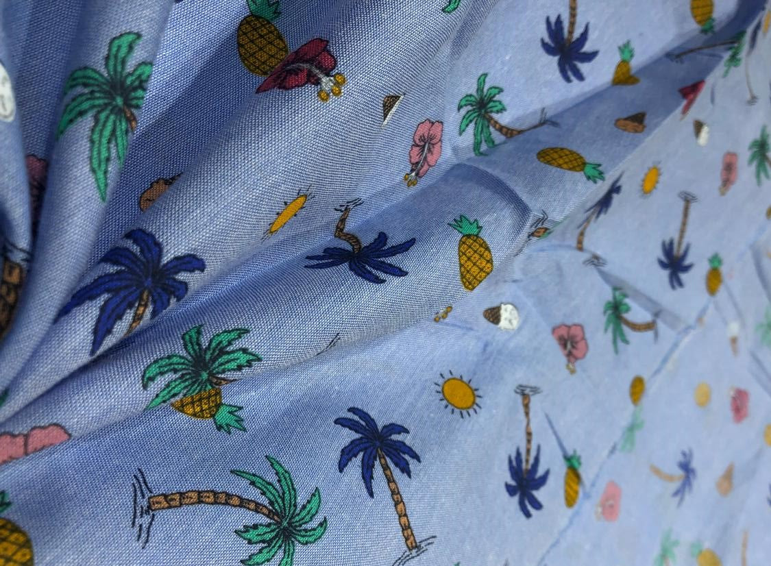 100% Cotton Chambray BEACH WEAR HOLIDAY PRINT 58" wide [17079]