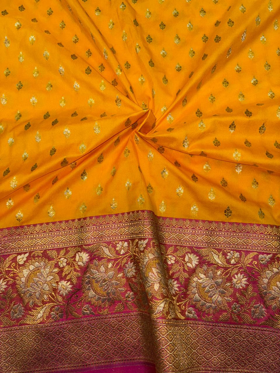 Silk Brocade fabric  8" border total 44" wide available in 2 colors royal blue ,green and golden yellow,pink BRO1096[1/2]