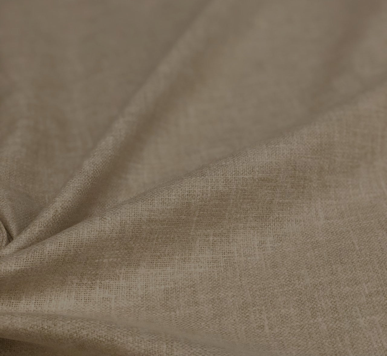 Suiting fabric PC Linen fabric a combination of polyester (P) and cotton (C) available in 3v colors white ,ivory and beige.