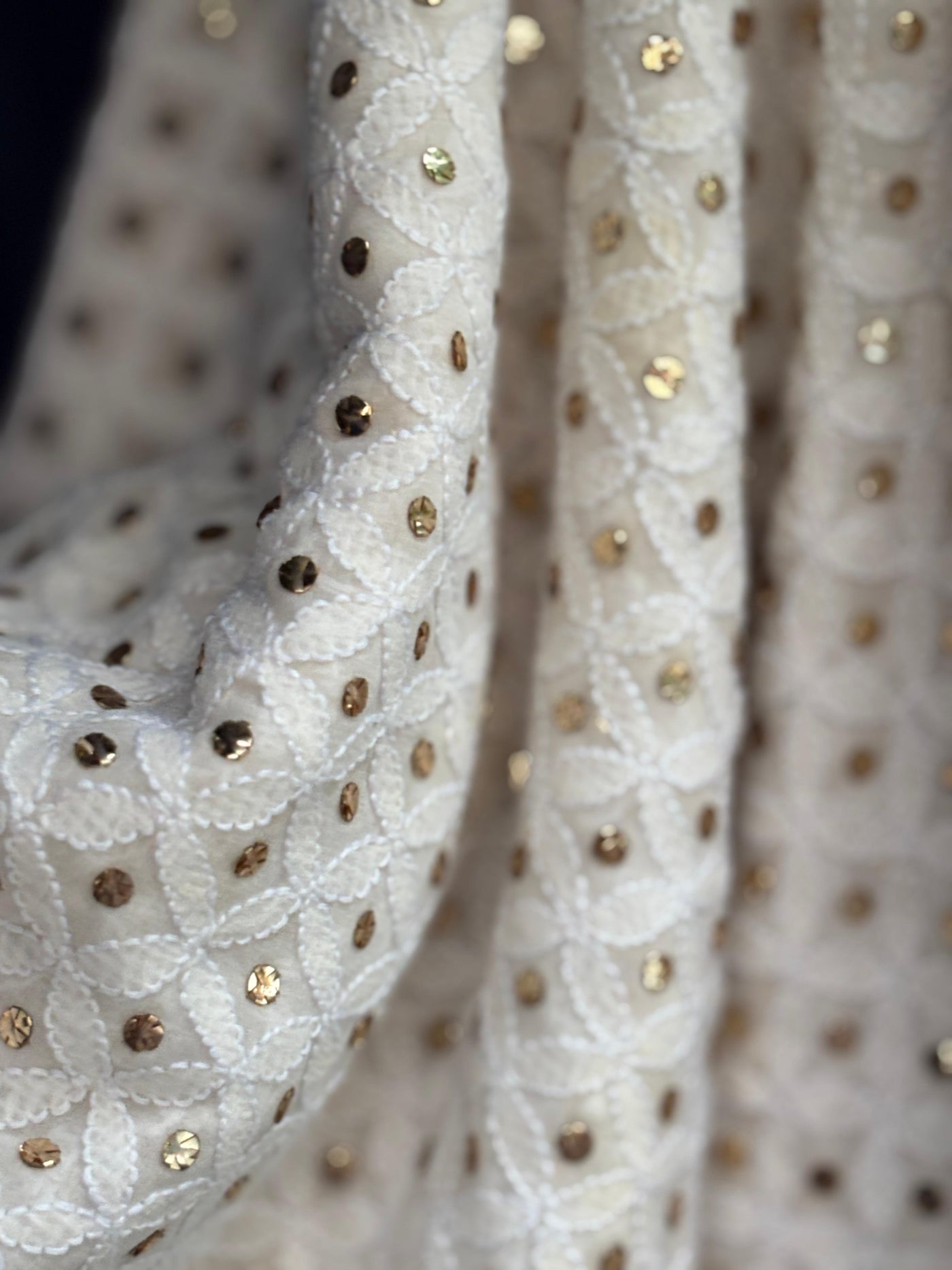 Indian Mukesh Embroidery, 44" wide and 3 yards long.[17689]