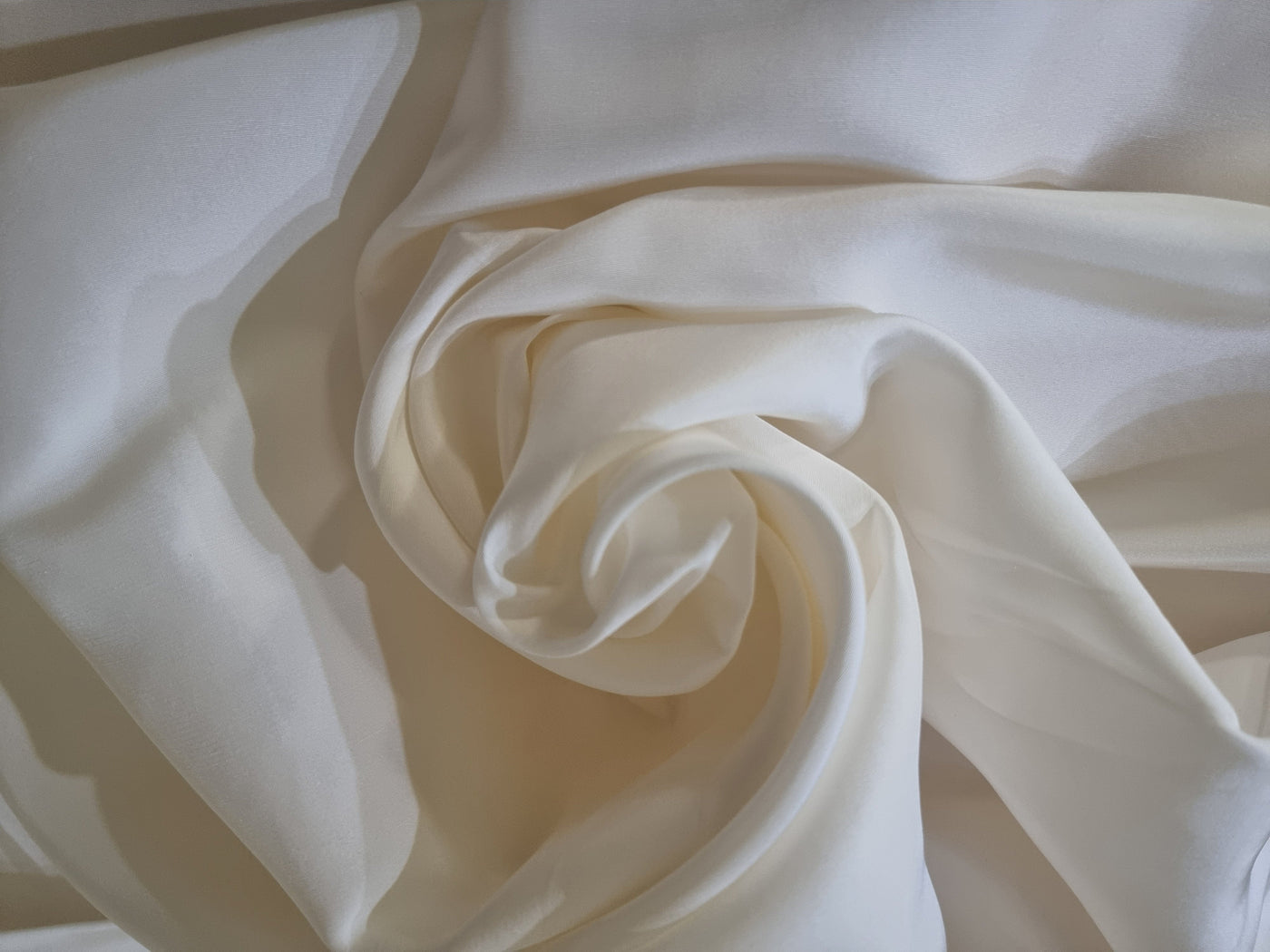 Silk dupioni Dyeable fabric {60/80/100/120 grams} 44&quot; wide.