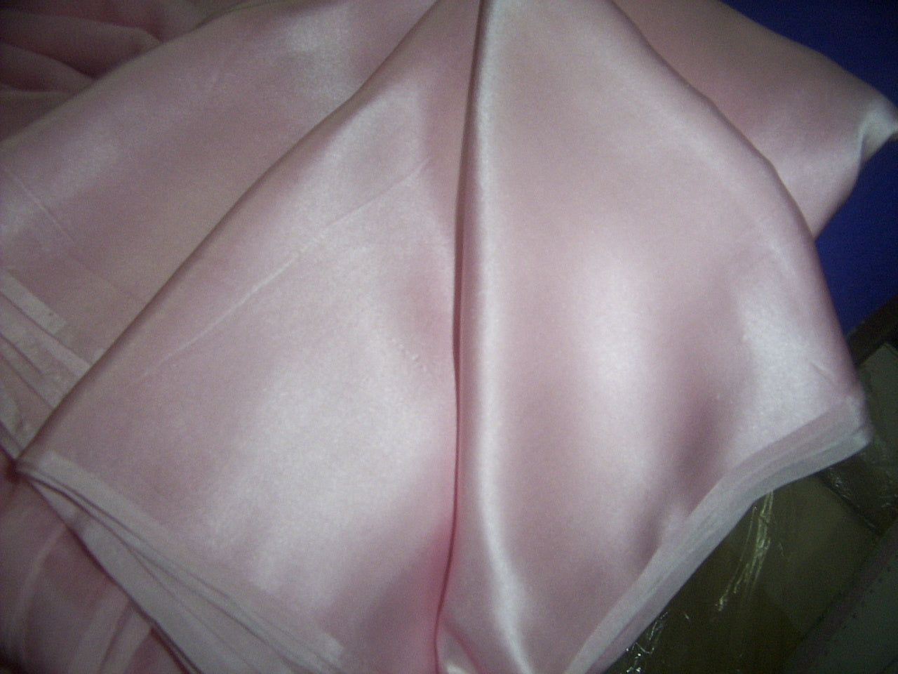 100% pure Silk Satin fabric baby pink colour 54&quot; wide