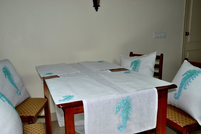 linen table top set~sea horse embroidered
