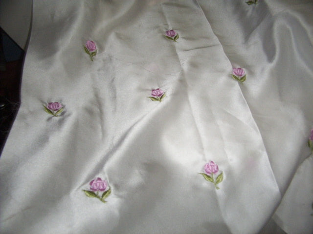 100 % Silk satin fabric ivory colour Rose embroidery 44" wide  [486]