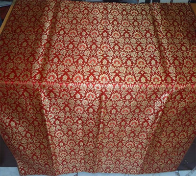 Heavy Silk Brocade Fabric Red X Metallic Gold Color 36" wide BRO514[1]