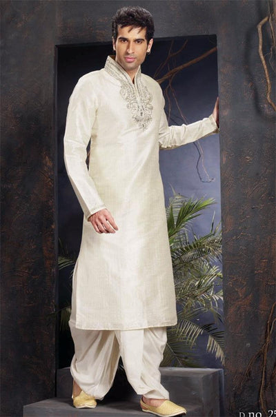 100% silk crepe JACQUARD - ivory white 44" wide  [7733]