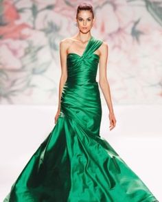 100% SILK DUTCHESS SATIN Emerald Green 45 MOMME 54" wide [7832]