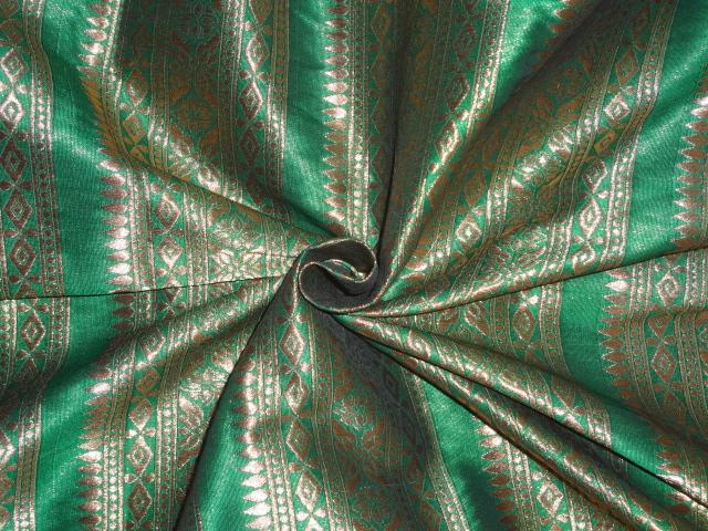 BROCADE FABRIC EMERALD GREEN X METALLIC GOLD COLOR 65&quot;INCHES