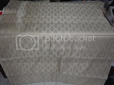 Spun Brocade Fabric Cream &amp; Metallic Gold color 44" wide BRO366[3]