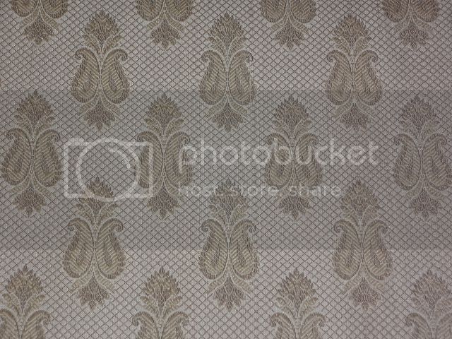 Spun Brocade Fabric Cream &amp; Metallic Gold color 44" wide BRO366[3]