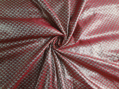 BROCADE FABRIC BLOOD RED X METALLIC GOLD 44&quot;CUT PCS 2.65 YRD