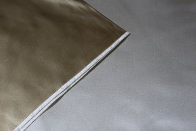 100% SILK DUTCHESS SATIN FABRIC REVERSABLE Gold AND WHITE GOLD COLOR 66 MOMME 54" wide [1826]