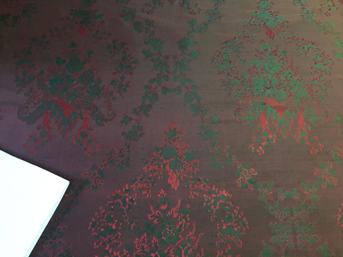 Silk taffeta jacquard fabric Rusty Red & Green 54&quot; wide TAFJAC6[1]