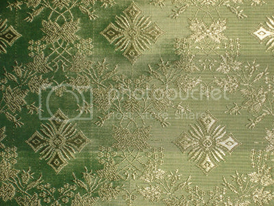 SILK BROCADE FABRIC Emerald Green &amp; Gold colour 44" wide BRO170[2]