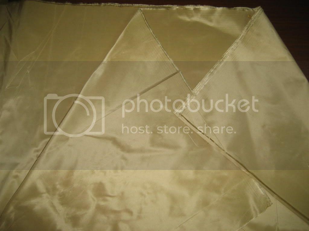 100% Pure SILK TAFFETA FABRIC Light Gold continuous piece 54&quot;