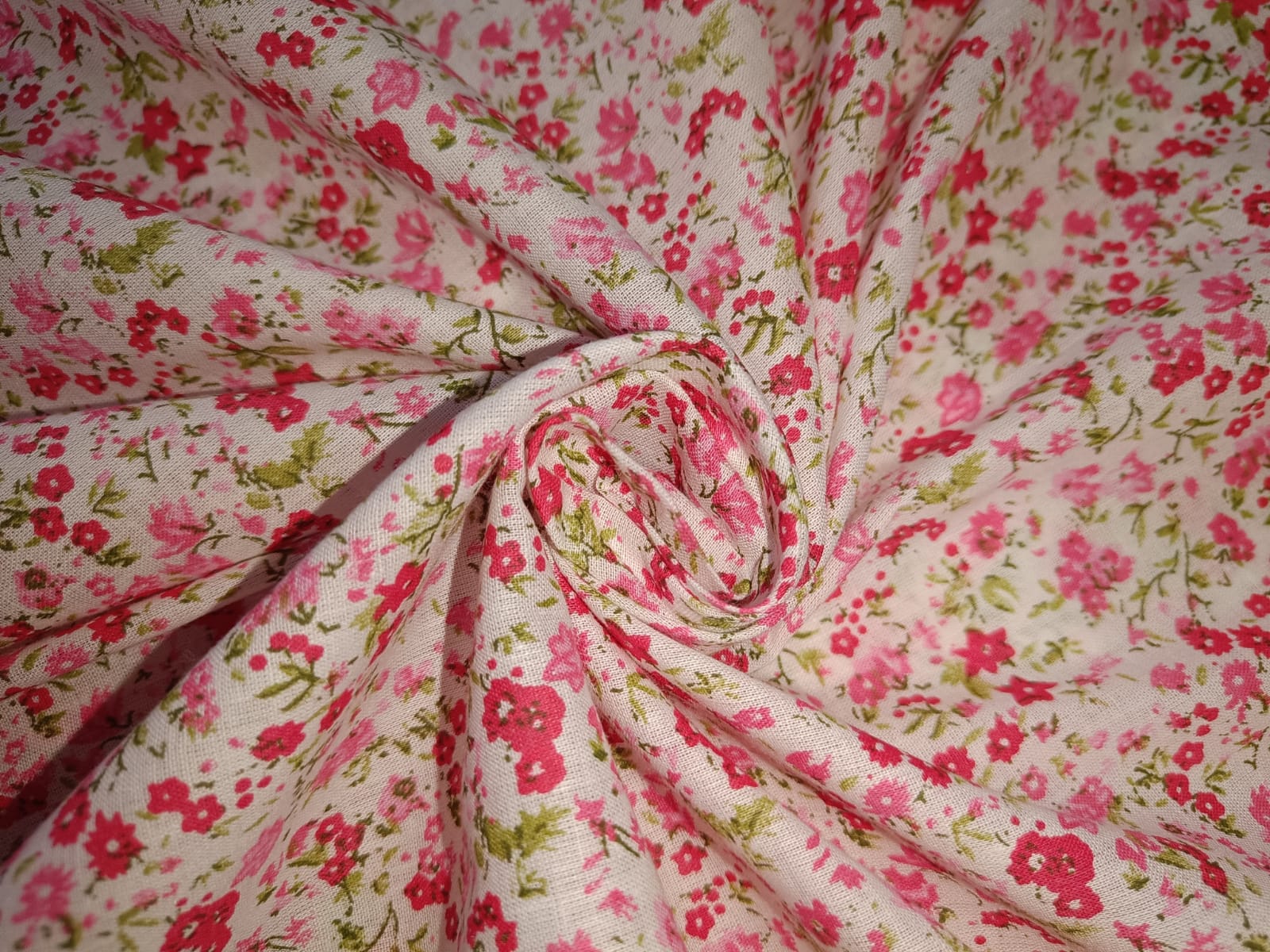 100% cotton mull fabric floral print 44