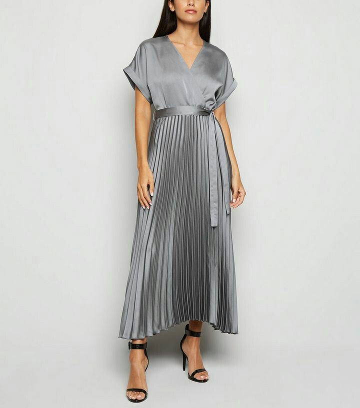 Grey color Polyester Pleated Fabric ~ 58&quot; Wide