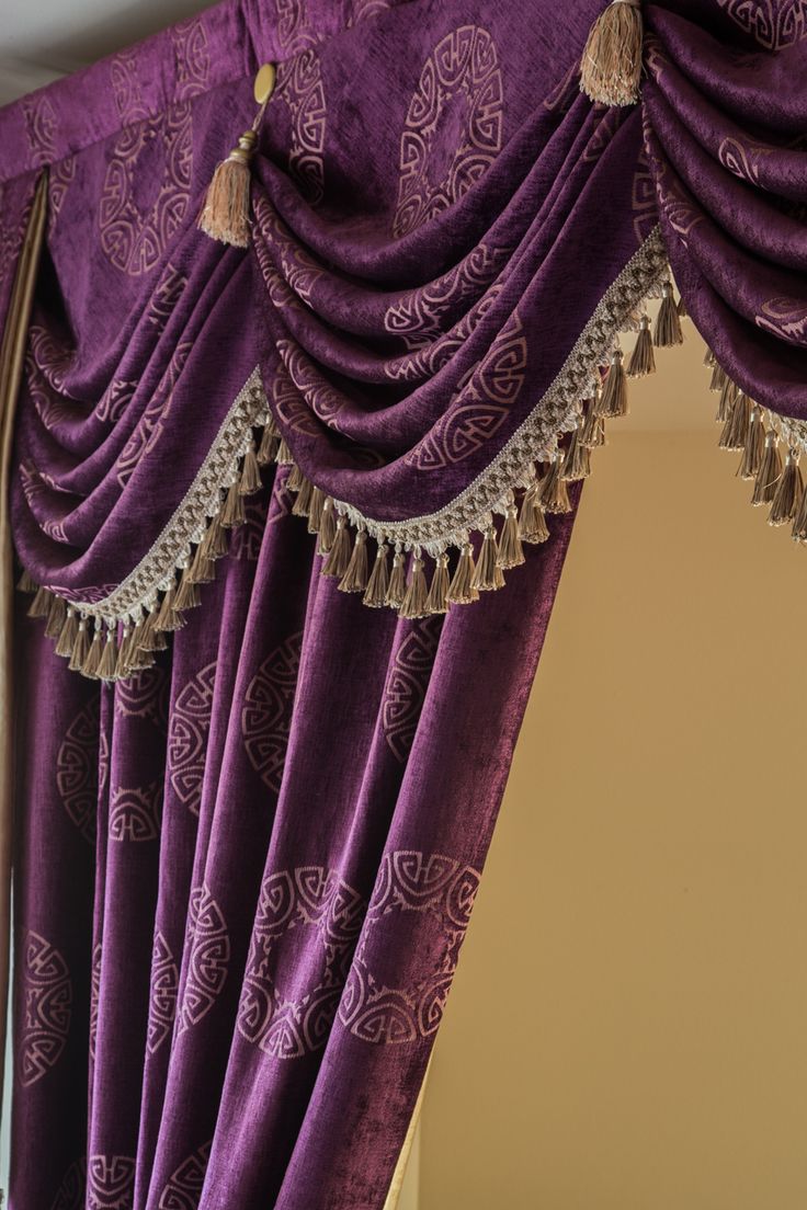 Spun Brocade Fabric Ink Purple &amp; Metallic Gold color 44&quot; BRO377[5] single length 1.50 yds
